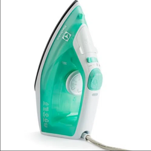 Ferro de Passar Roupa a Vapor