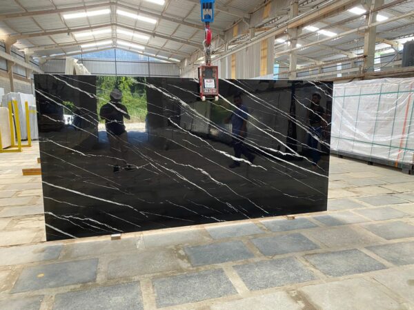 Lâmina Ultracompacto Marquina Venato
