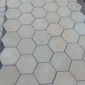 PISO SEXTAVADO