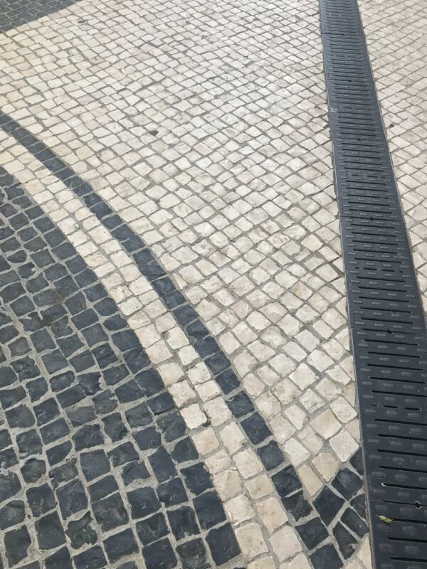 Calçada Portuguesa Branco Gelo - Imagem 5