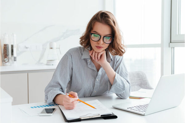 AUXILIAR ADMINISTRATIVO